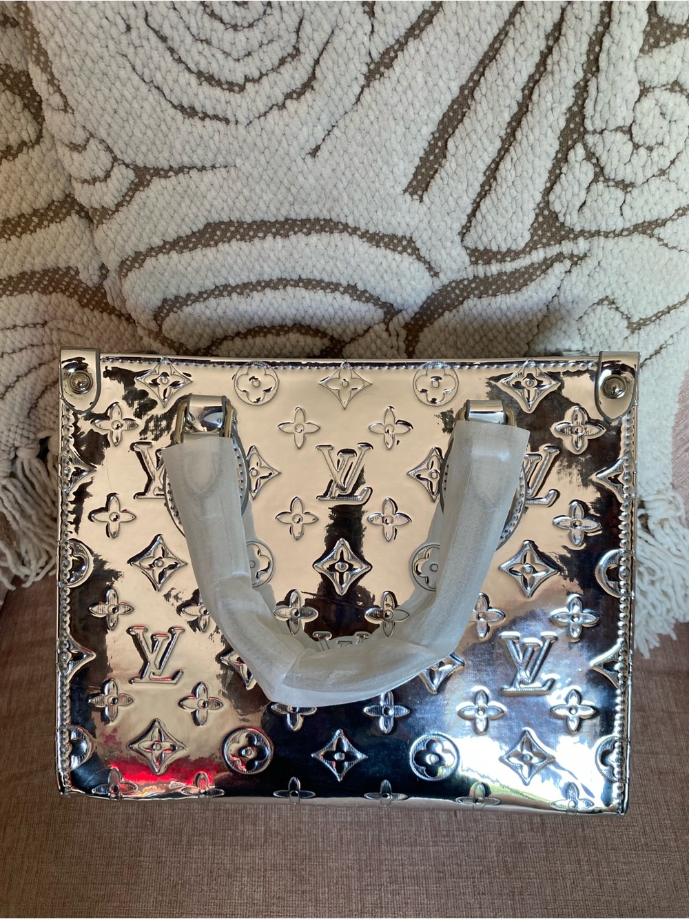 SHOULDER BAG - Picture 3 of 13